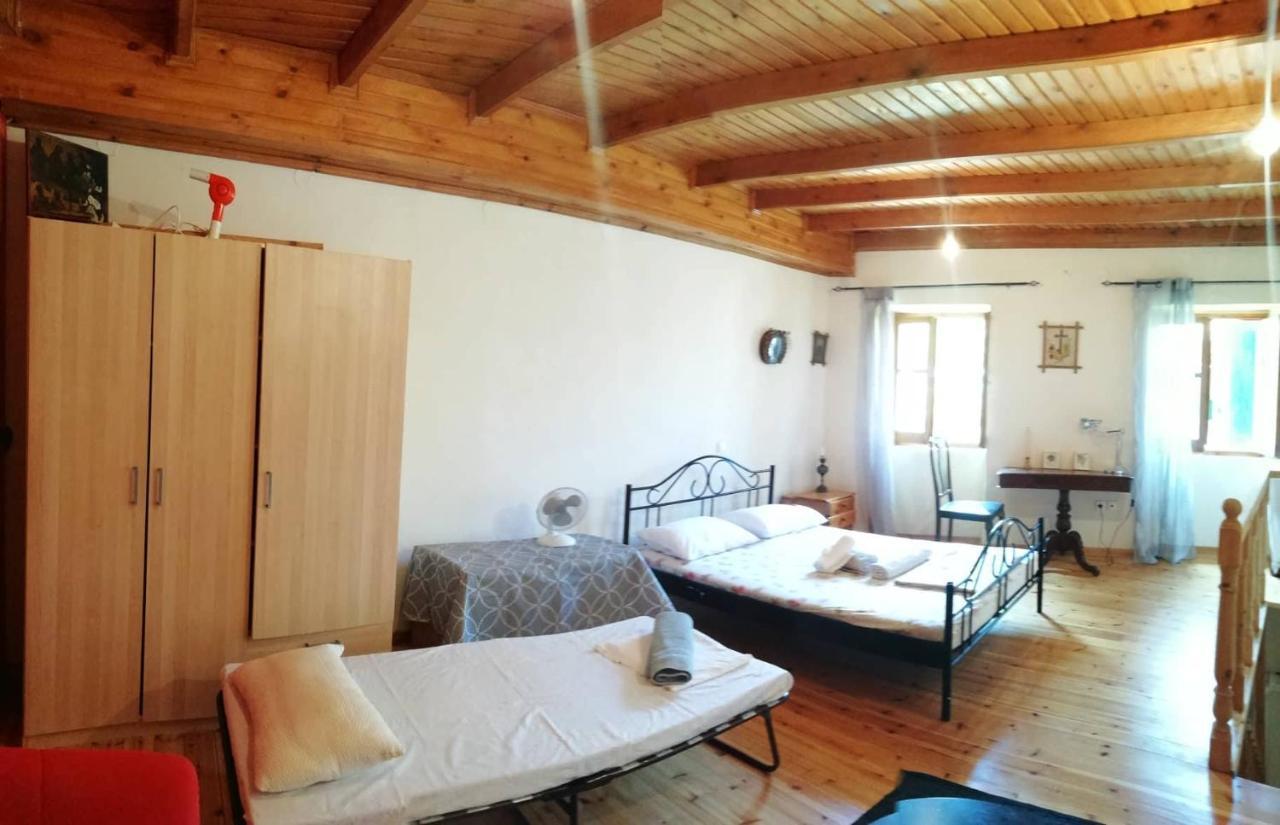 Country Traditional House In Corfu Village, Greece Sinarádes 外观 照片