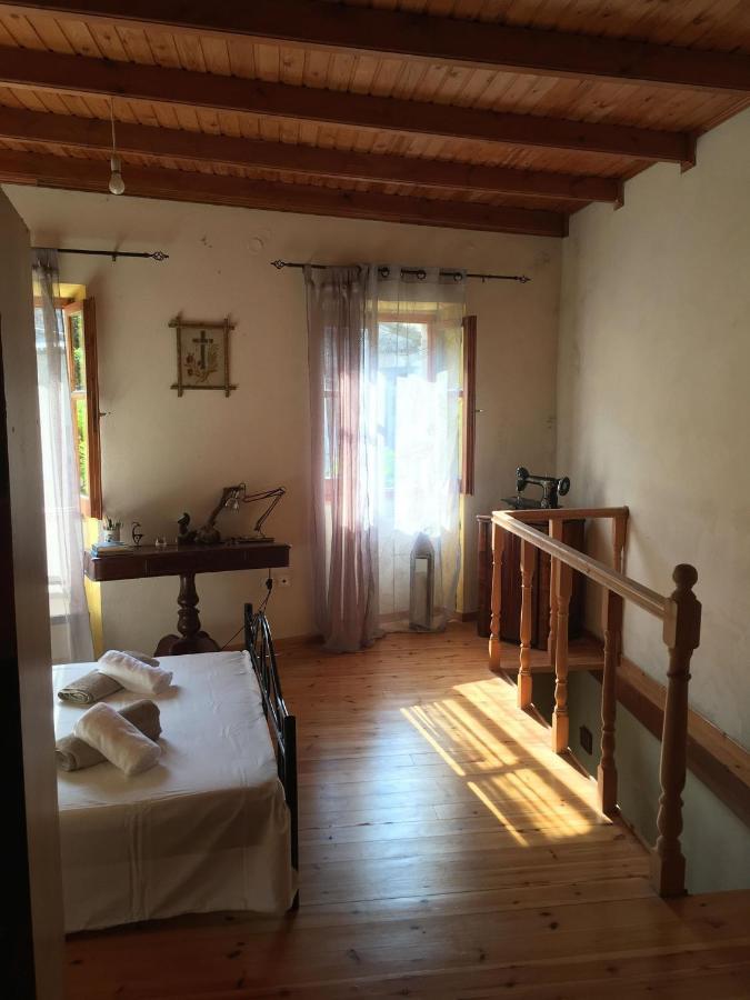 Country Traditional House In Corfu Village, Greece Sinarádes 外观 照片